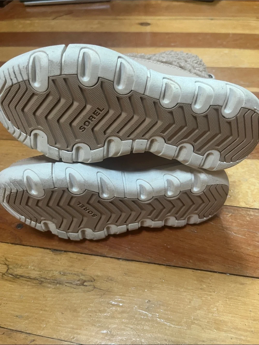 Sorel Kids Beige/Tan Sherpa Winter Boots
